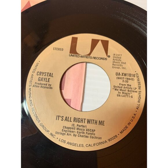 Crystal Gayle 7" 45 RPM Vinyl Record Dont It Make My Brown Eyes Blue & Its All R - Picture 4 of 5